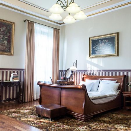 Palac W Malkowie Warta Exterior foto