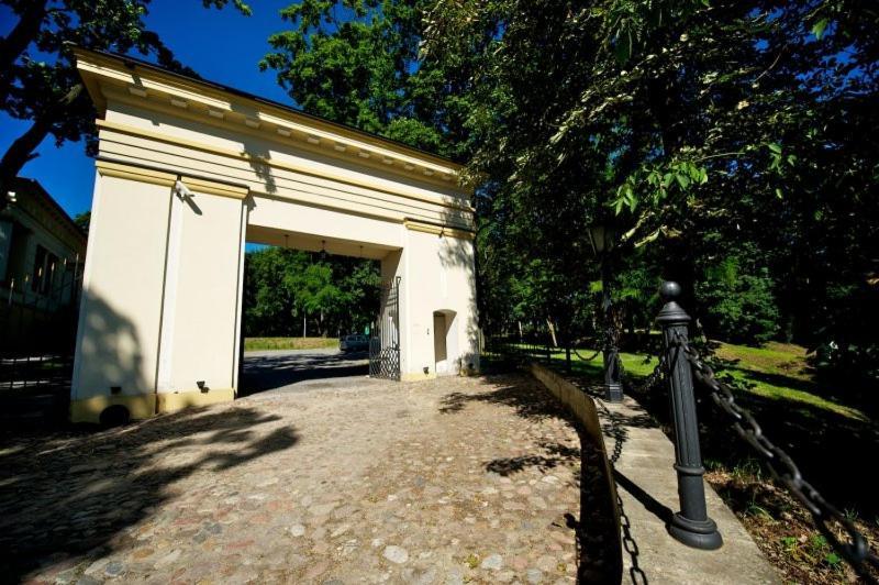 Palac W Malkowie Warta Exterior foto